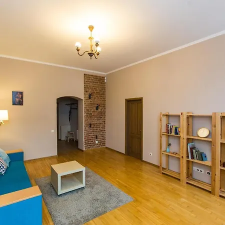 Apartment Light And Spacious On Gazova Str