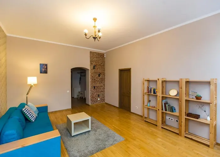 Apartamento Light&spacious On Gazova Str