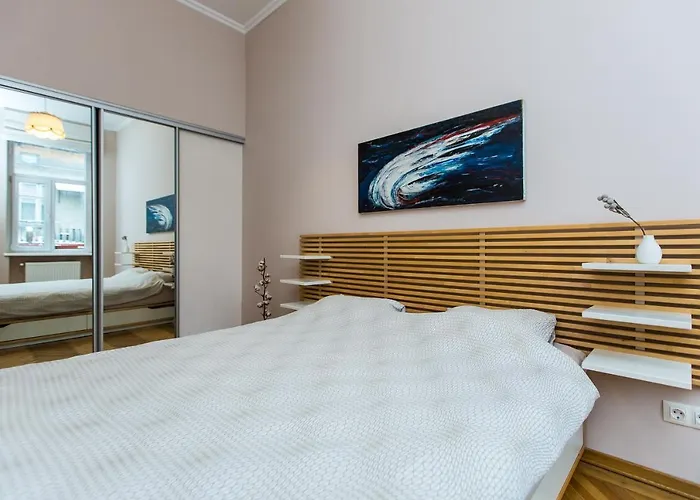 Light And Spacious On Gazova Str Apartment